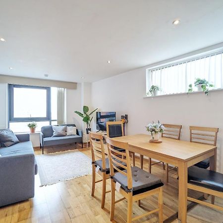 Guest Room In City Centre Near Key Attractions Liverpool Buitenkant foto